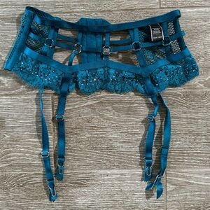 Victoria’s Secret lingerie garter belt